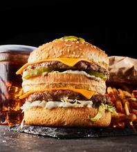 Superburger® Meal Deal Image